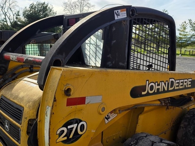john-deere-270-image-15