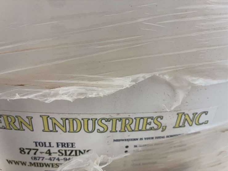 large-white-industrial-flanged-cylinder,-heavy-duty-plastic-image-7