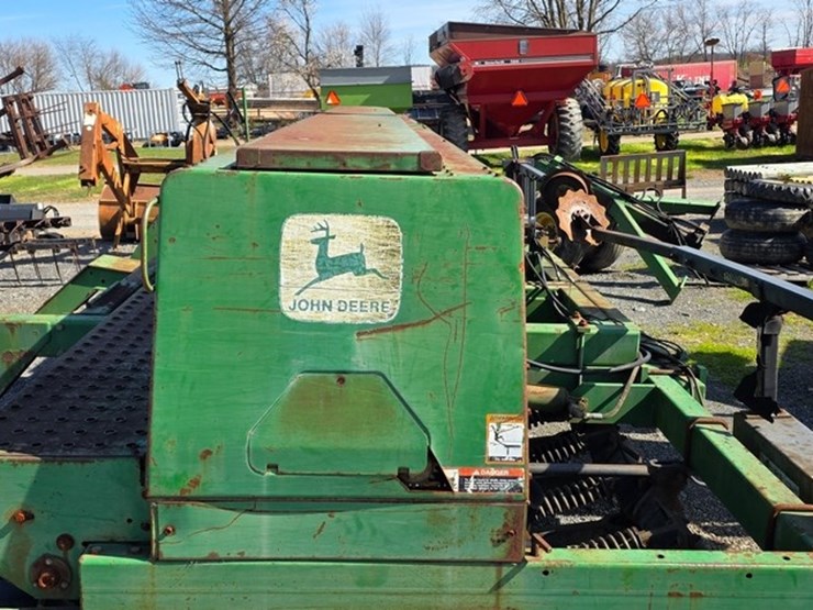 john-deere-750-image-25