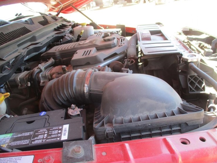 2011-dodge-3500-image-5