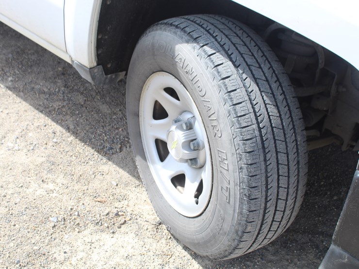 2015-chevrolet-1500-image-6