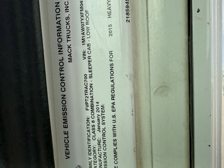 2015-mack-pinnacle-cxu613-image-13
