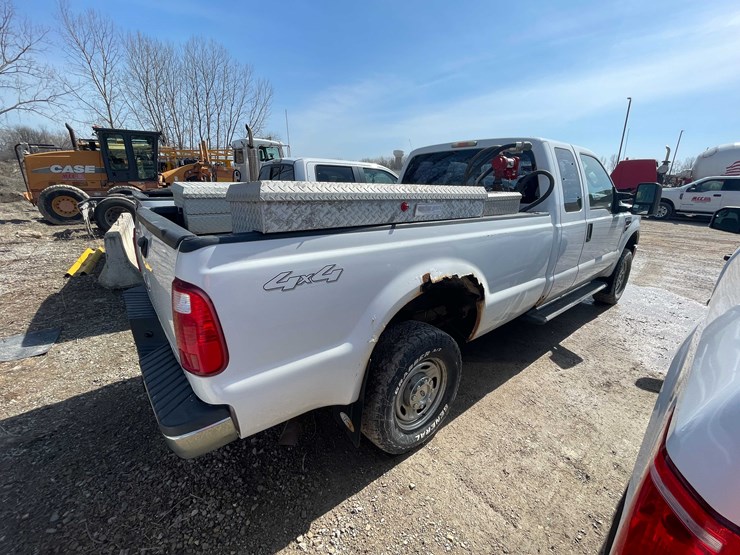 #5672-•-2010-f250-4x4-extended-cab-(has-wi-title)-image-5