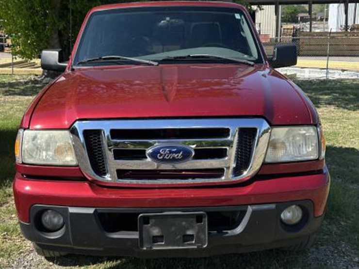 2011-ford-ranger-image-2