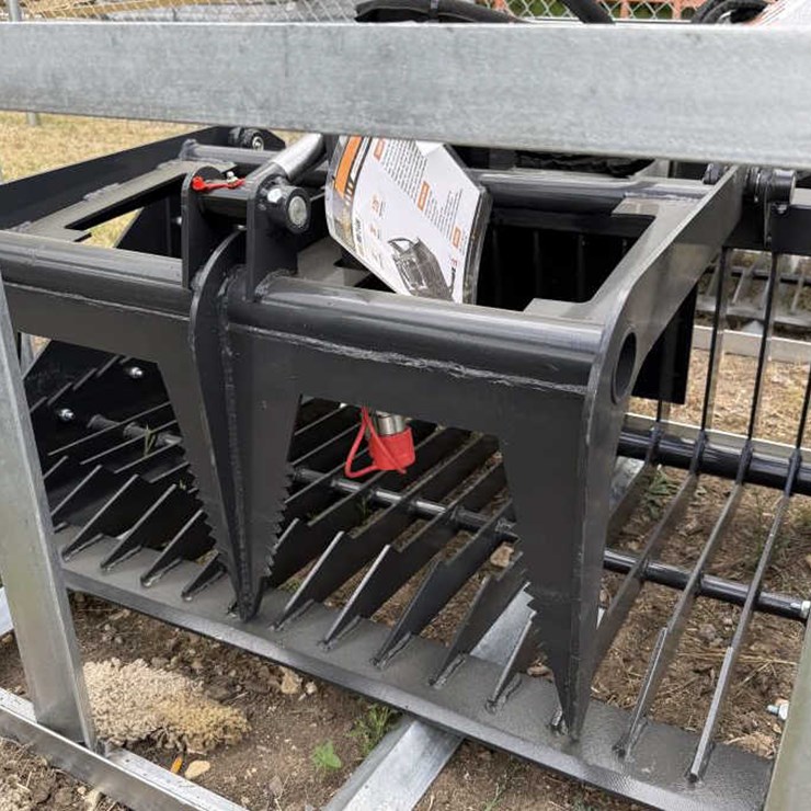 #39 • Mini Skid Steer Rock Grapple Bucket