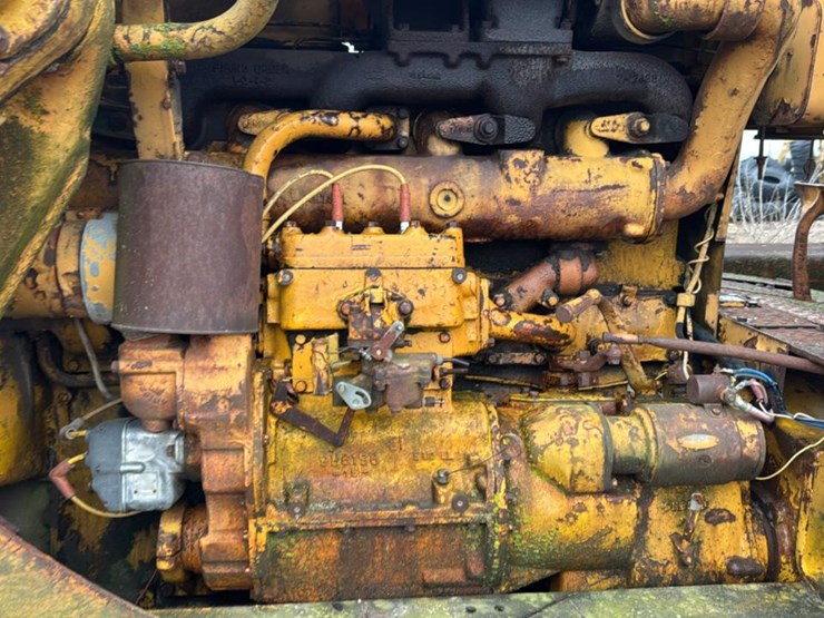 caterpillar-d7-image-27