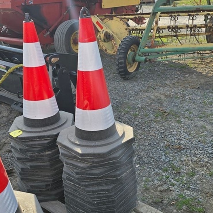New 27-Traffic Cones