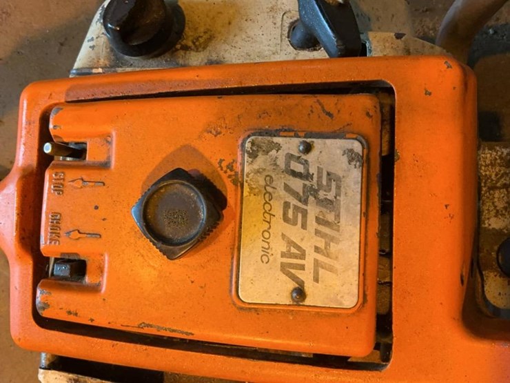#110-•-stihl-075-av-chainsaw-image-8