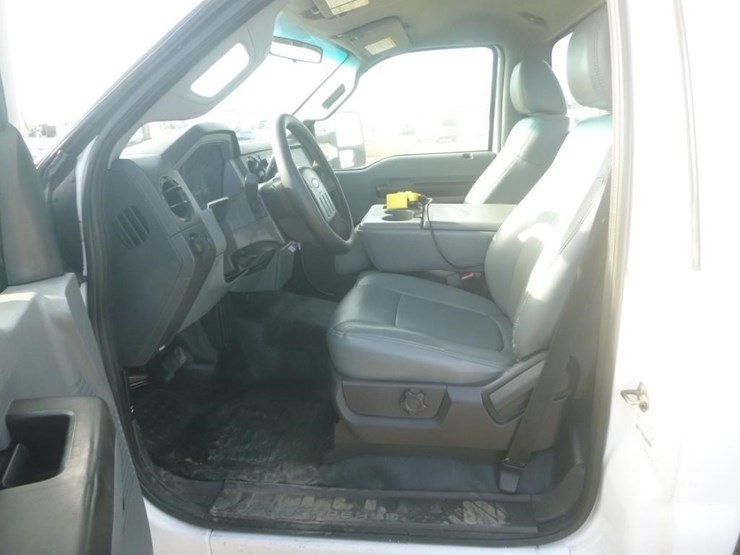 2011-ford-f450-image-12