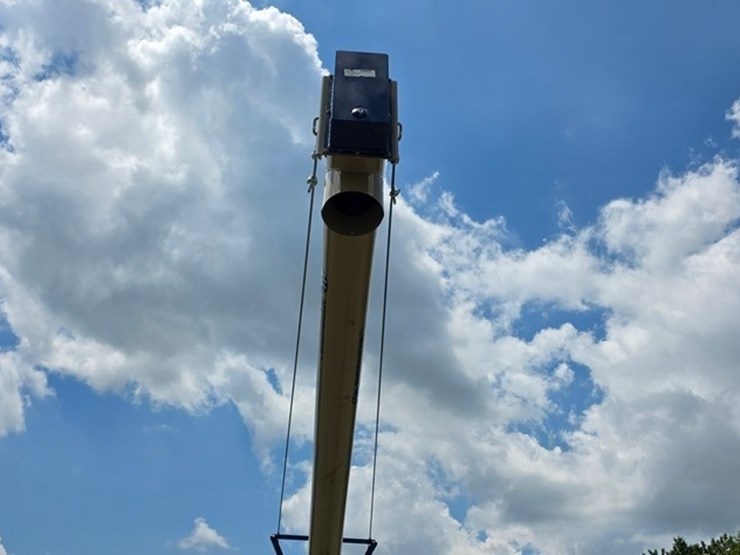 new-harvest-t862-8"x62'-transport-auger-image-22