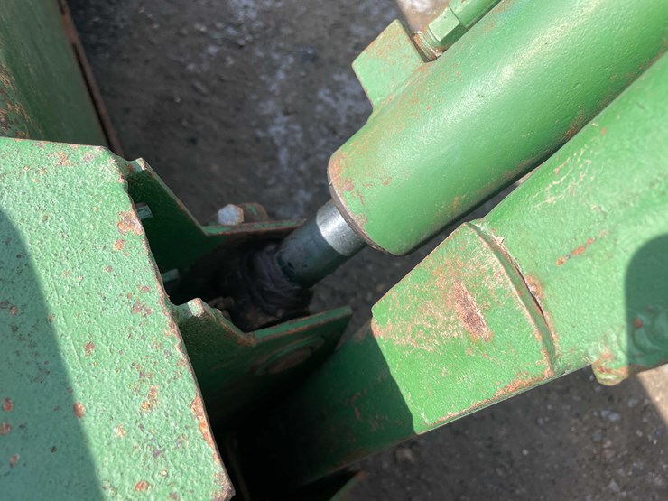 1961-john-deere-2010-image-10