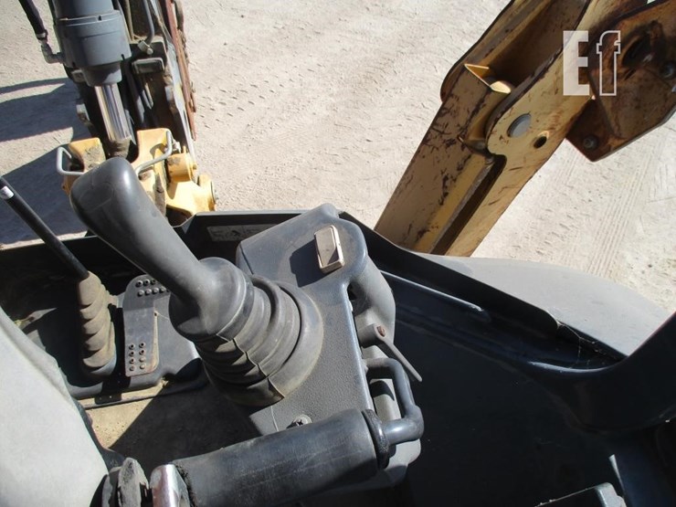 2014-deere-410k-image-16