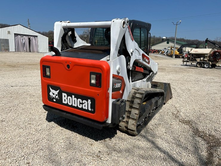 2023-bobcat-t595-image-4