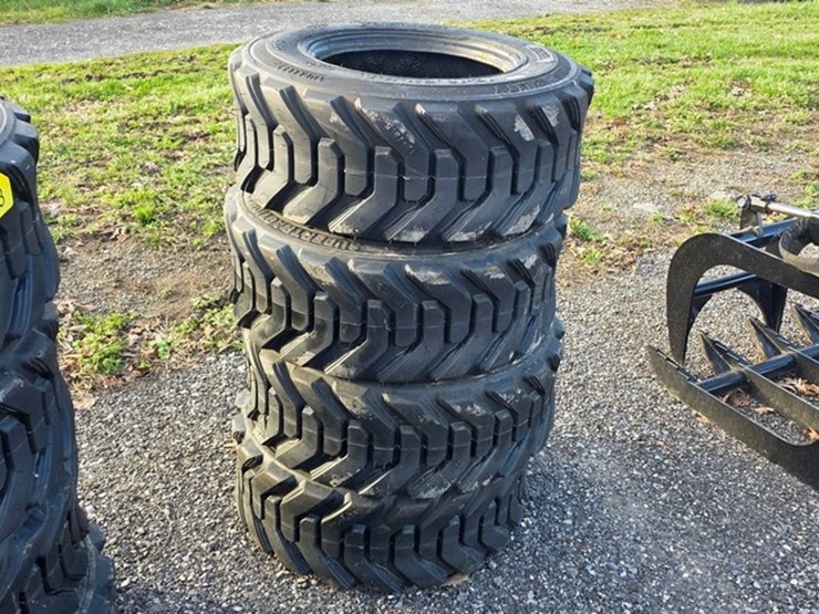 new-4-forerunner-12-16.5-skidloader-tires-image-1