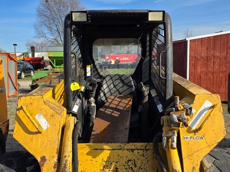 john-deere-270-image-29