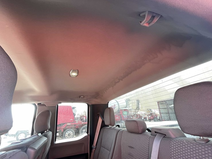 #5673-•-2015-f150-xlt-4x4-extended-cab-(has-wi-title)-image-62