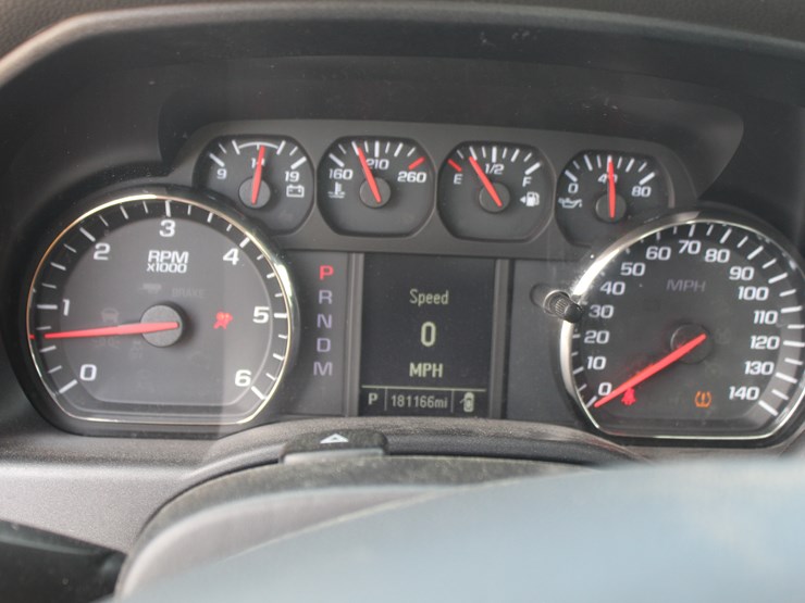 2015-chevrolet-1500-image-21