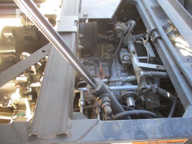 2019-kubota-rtvx1140-image-5