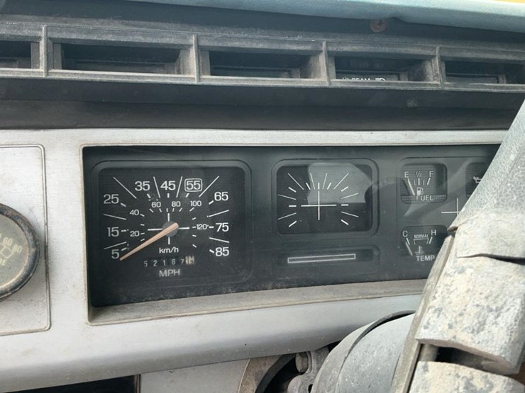 #301-•-1980-ford-k604-flatbed-truck-image-20