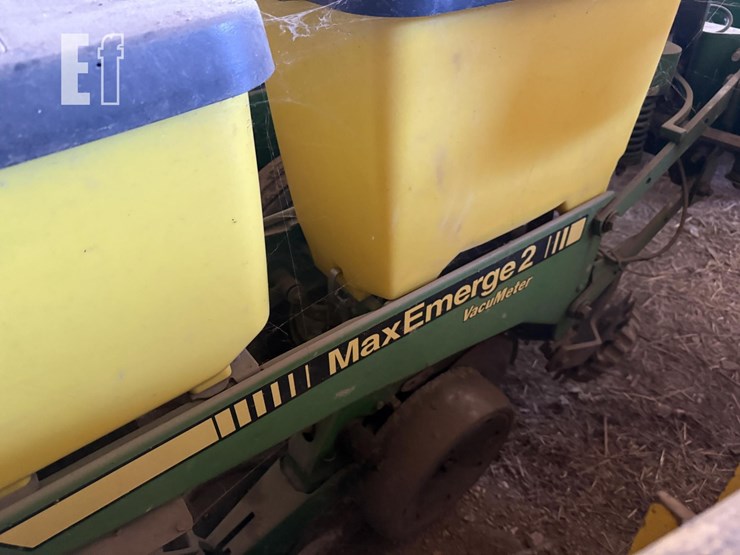 1993-john-deere-7200-image-6