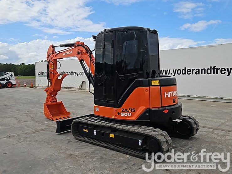 2011-hitachi-zx50u-3f-image-4