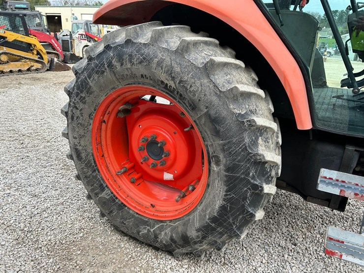 kubota-m105s-image-11