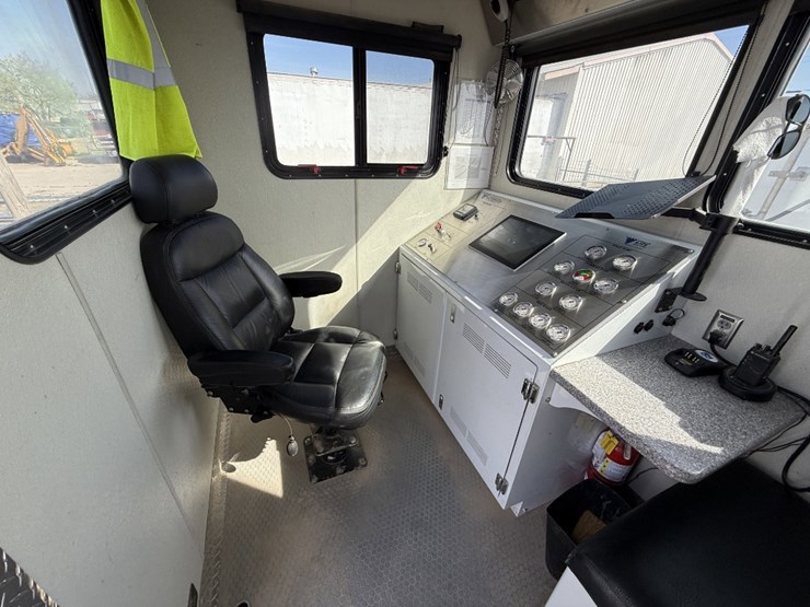 2018-cs&p-270k-scfh-10k-wp-nitrogen-pumper-mtd-on-2018-loadcraft-t/a-trailer-image-28