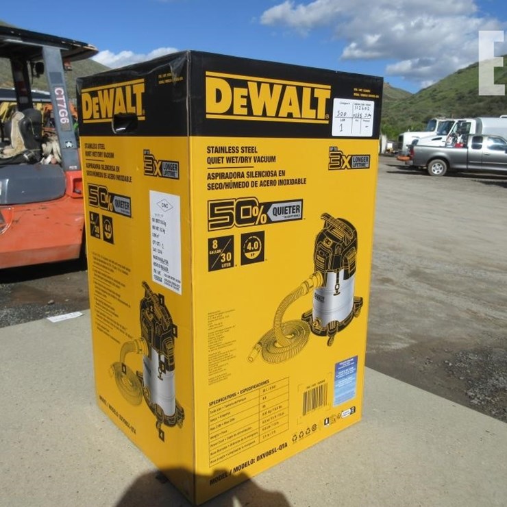 DEWALT STAINLESS STEEL WET/DRY VACUUM