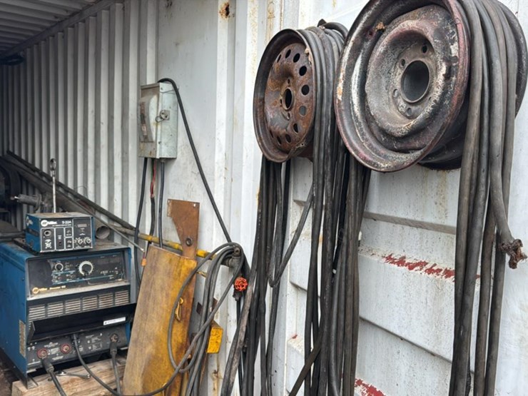 #252-•-miller-welder-image-13