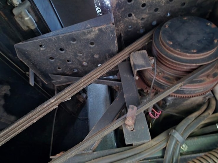 gleaner-r40-image-43