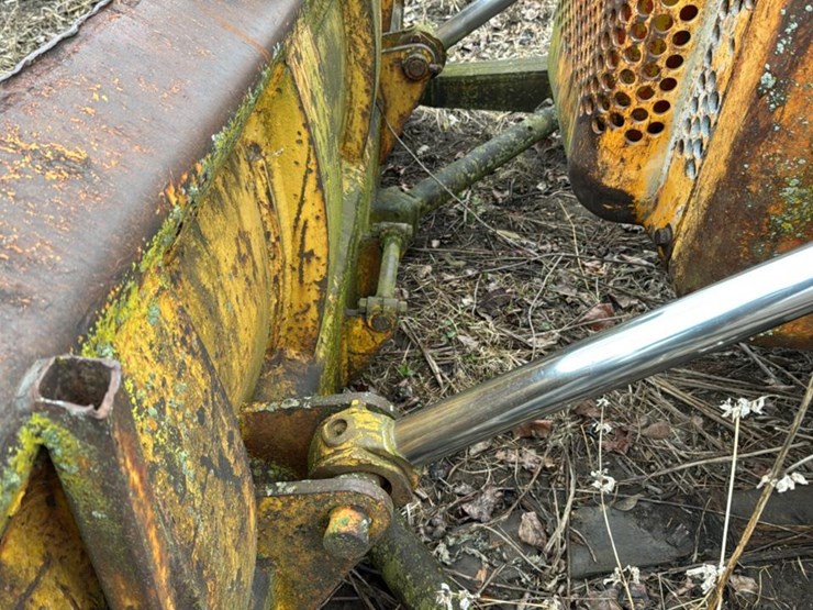 caterpillar-d7-image-10