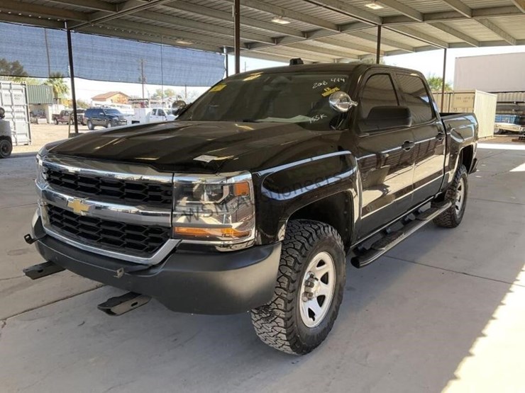 2018-chevrolet-silverado-1500-image-4