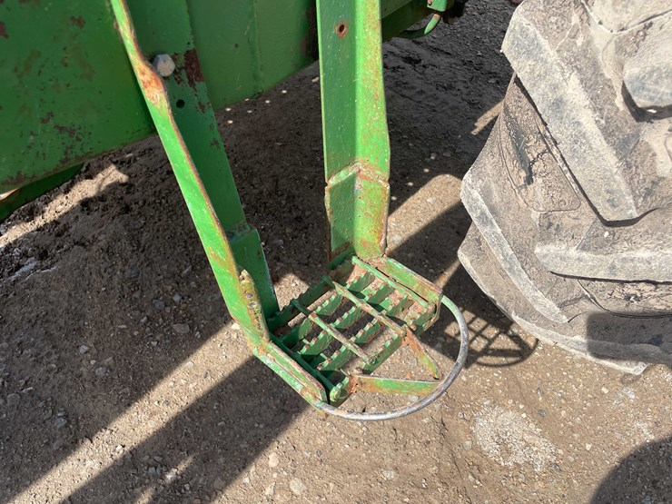 1961-john-deere-2010-image-24