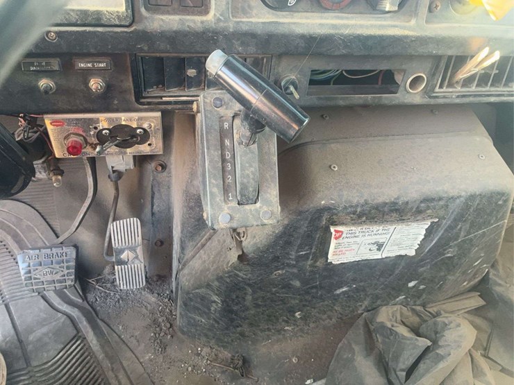 1999-international-4800-image-14