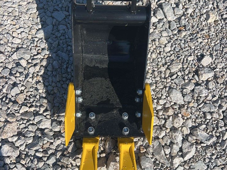 sdlanch-mini-excavator-bucket-image-1