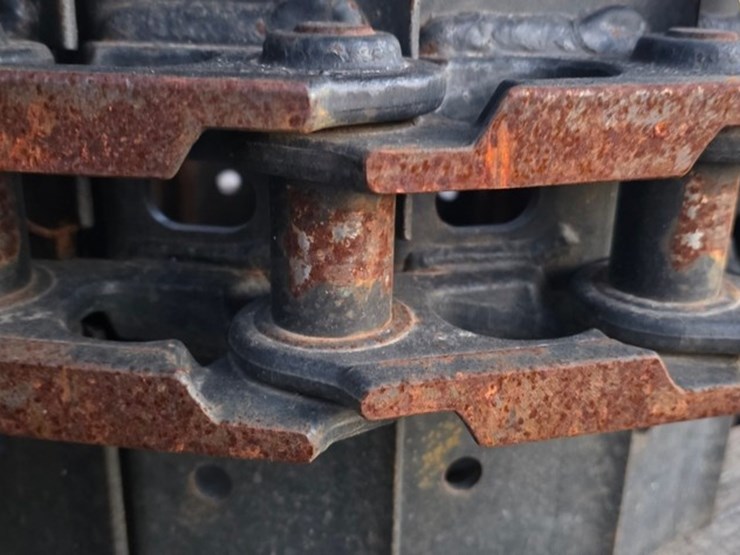 kubota-kx040-new-take-off-metal-tracks-image-6