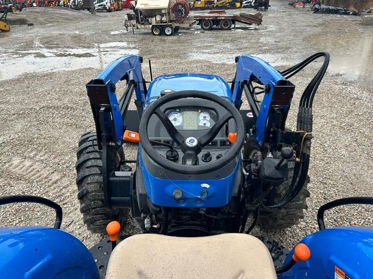 2016-new-holland-workmaster-70-image-17