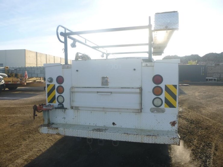 2007-chevrolet-3500-image-6