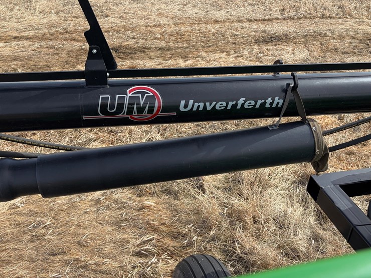 2023-john-deere-1590-image-12