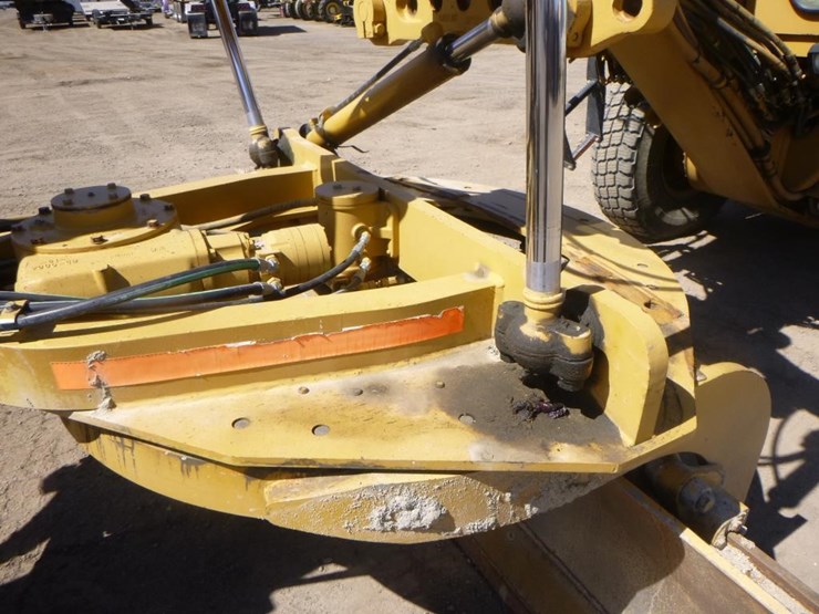 caterpillar-143h-image-18