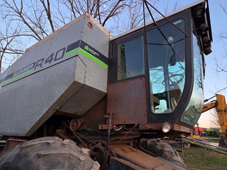 gleaner-r40-image-33