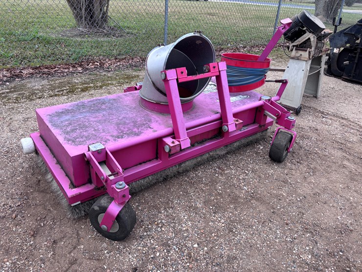 #8074-•-buffalo-turbine-sand-devil-greens-blower-image-1