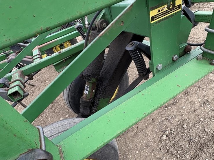 john-deere-1060-image-11