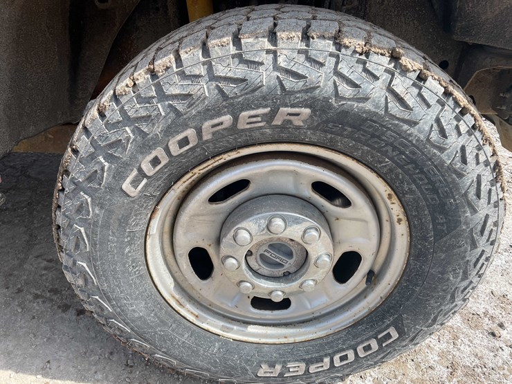 #5677-•-2011-f250-4x4-extended-cab-(has-wi-title)-image-37