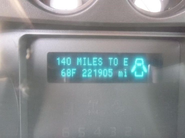 2011-ford-f250-image-19