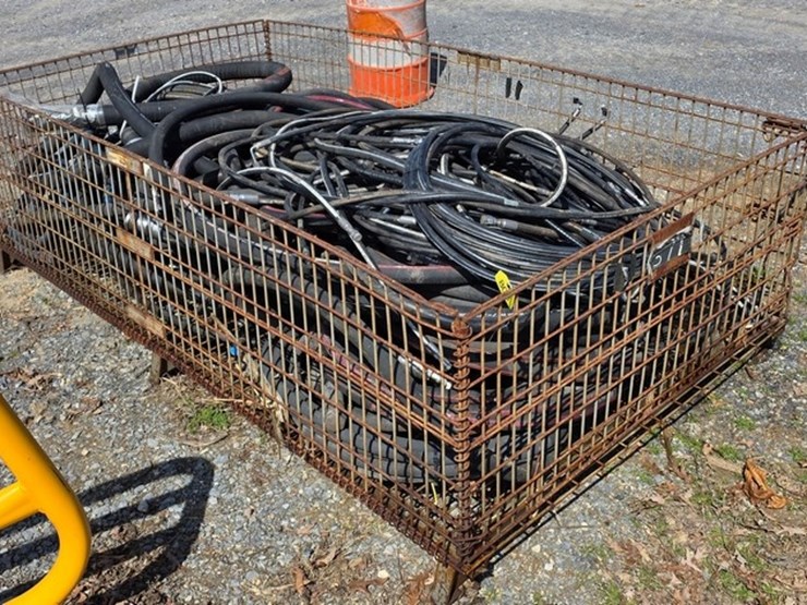 crate-hydraulic-hoses-image-3