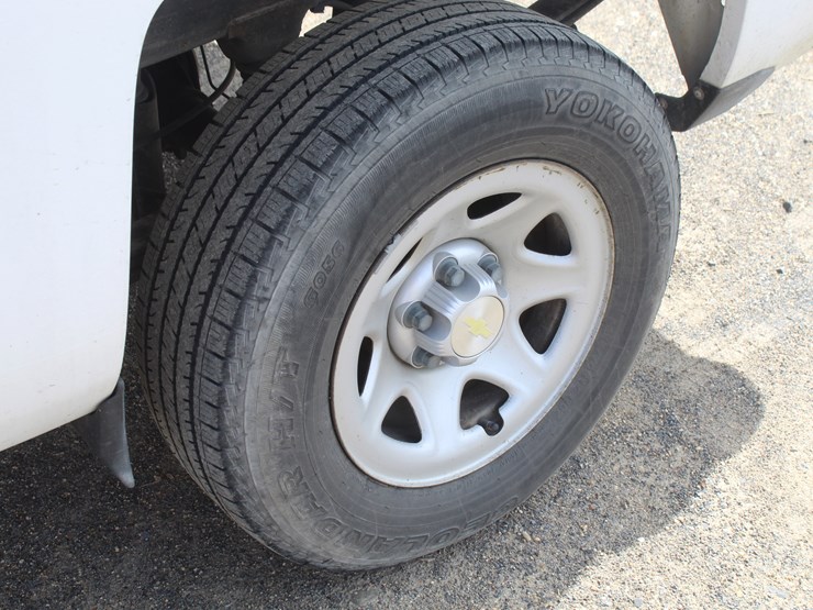 2015-chevrolet-1500-image-9