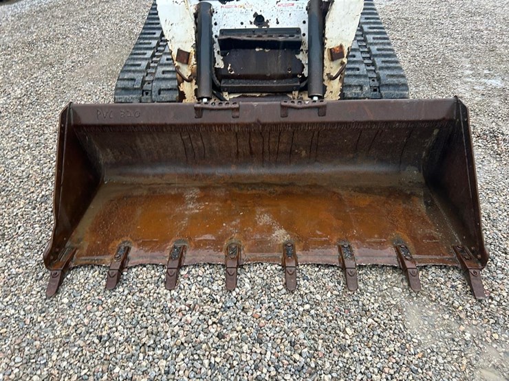 bobcat-t320-image-9