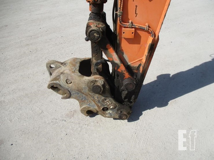 2010-doosan-dx140-lc-image-13