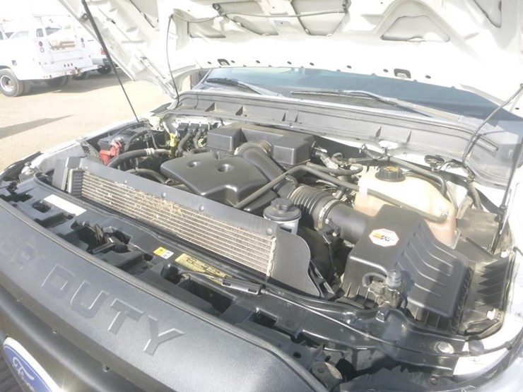 2011-ford-f250-image-15